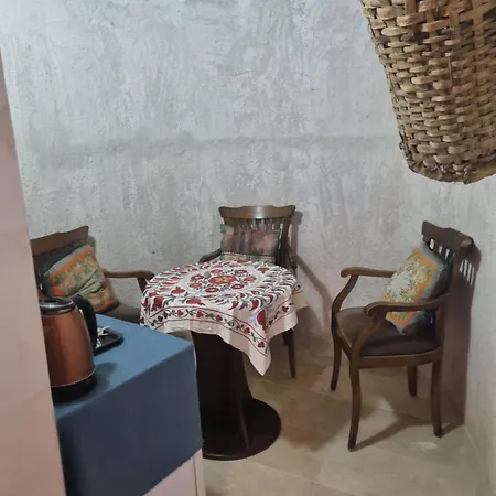 Mozaik Stone Bed & Breakfast